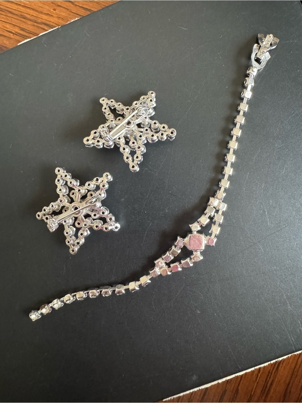 Vintage Costume Rhinestone Star Pins Brooches And Bracelet Set Estate Jewelry - Picture 3 of 6